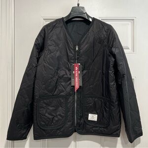 Alpha Industries / Quilted Liner Jacket / Reversible / Water-Resistant / Black M